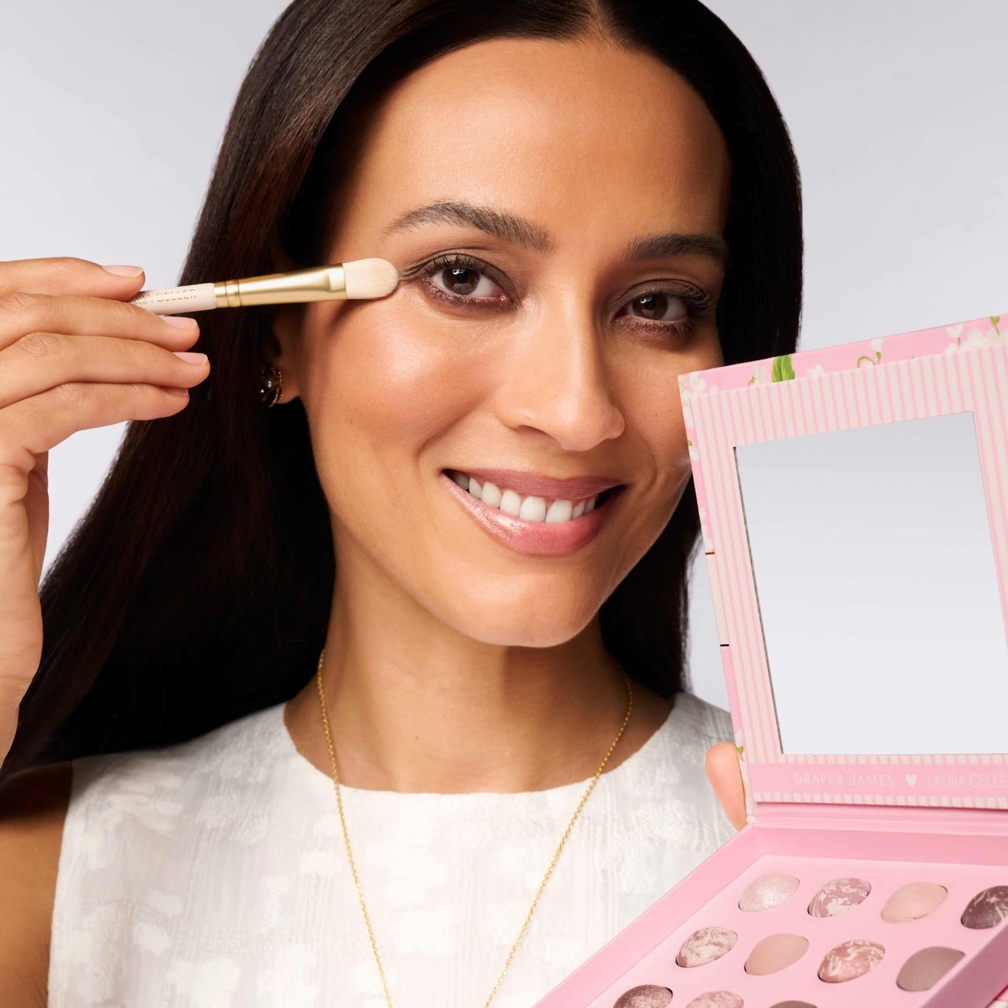 Draper James x Laura Geller Dual-Ended Eyeshadow Brush